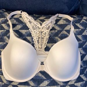 VICTORIAS SECRET LINED DEMI BRA